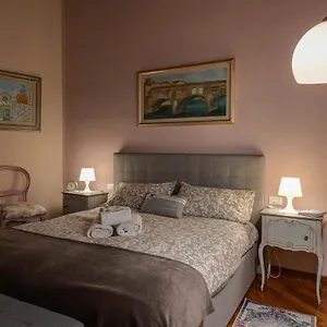 https://elle-apartments-firenze.it-tuscanyhotel.com